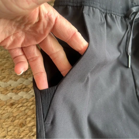 Lululemon ABC Jogger Pants Black - Picture 11 of 14